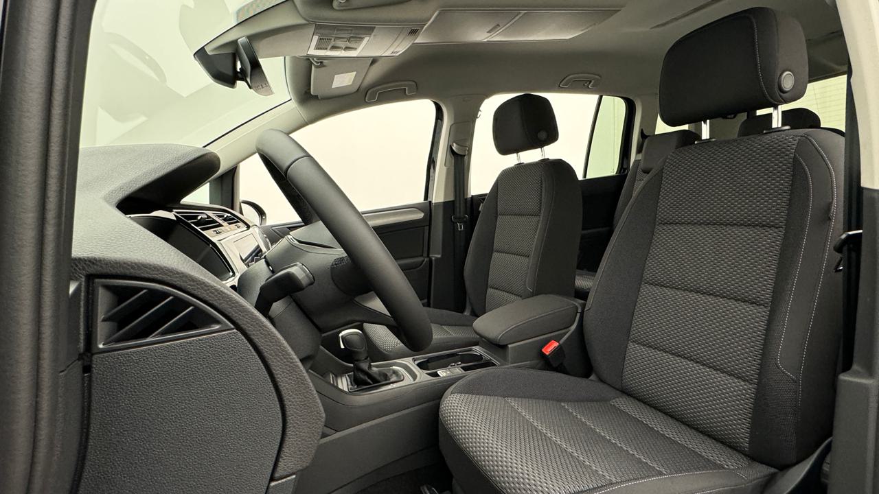 VW<br>Touran 1.5 TSI EVO Limited DSG