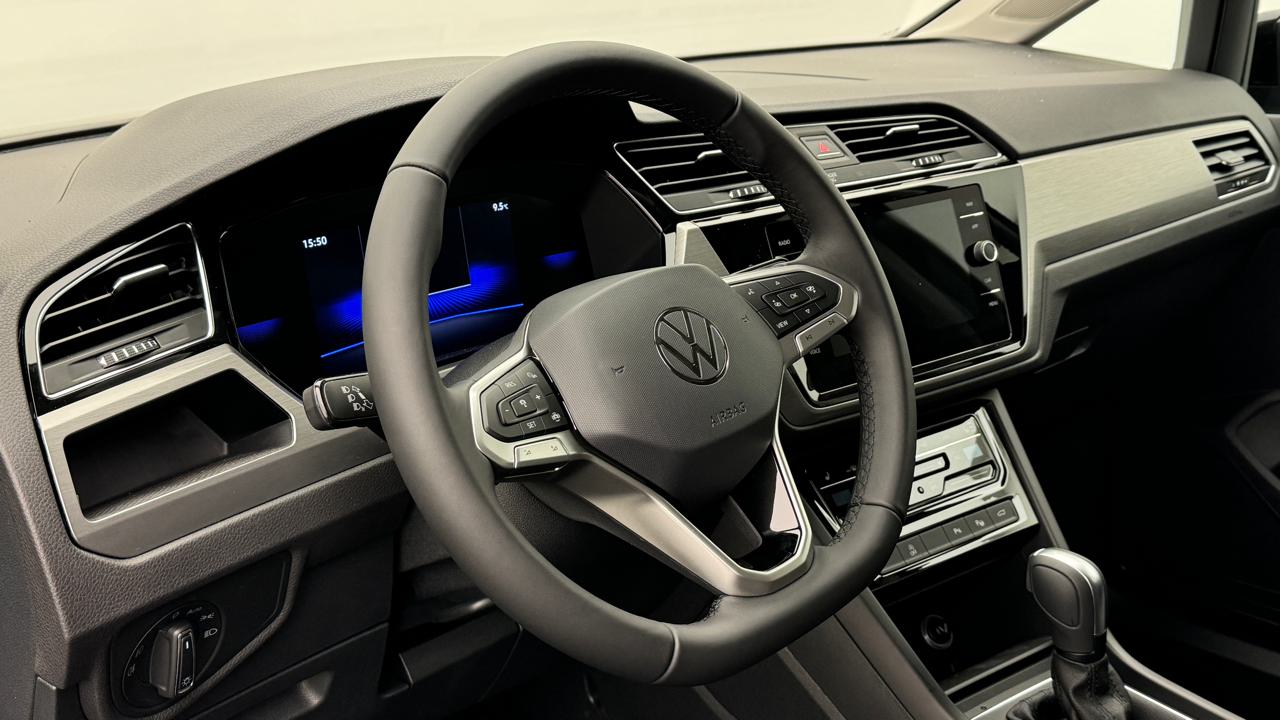 VW<br>Touran 1.5 TSI EVO Limited DSG