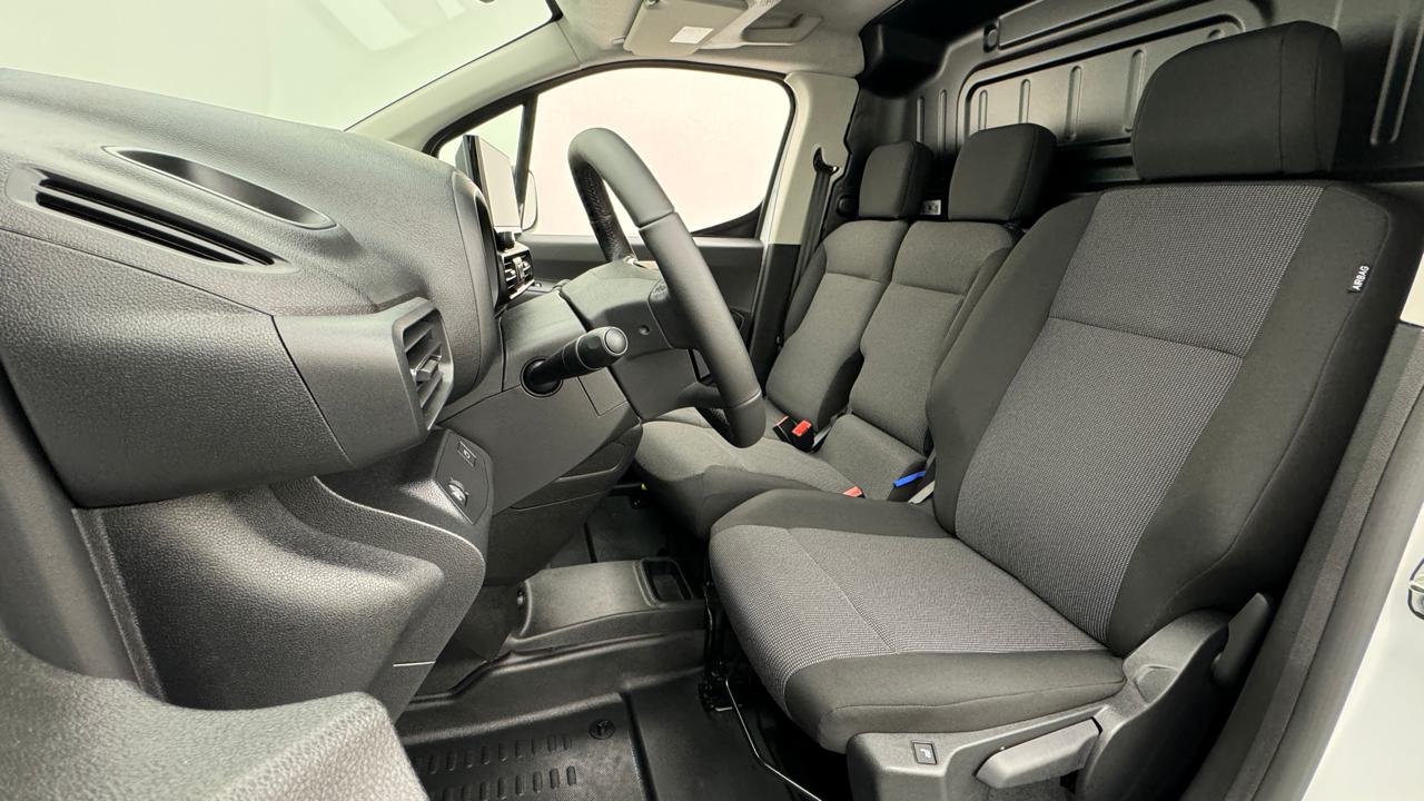 Opel<br>Combo Cargo 1.5 start/stop