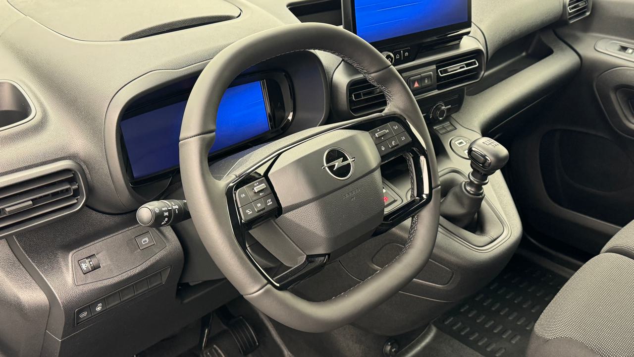 Opel<br>Combo Cargo 1.5 start/stop