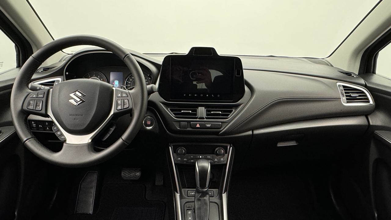 Suzuki<br>S-Cross 1.4 16V Compact Top MHD 4WD A