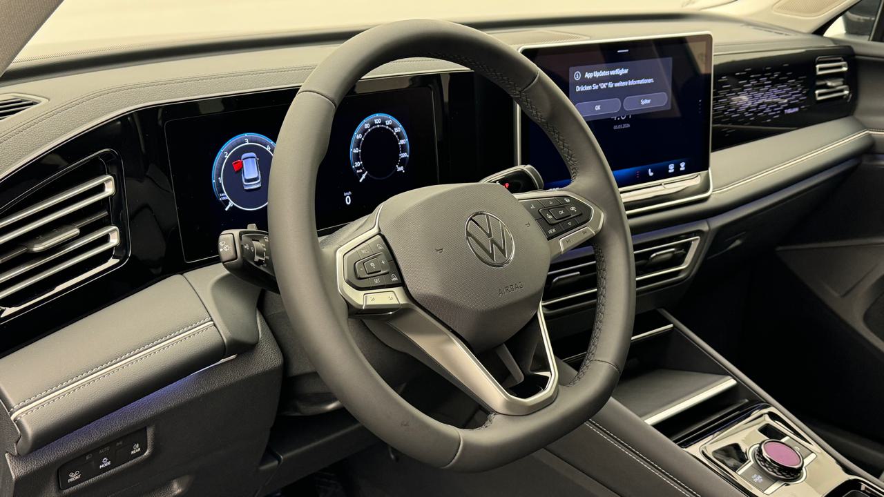 VW<br>Tiguan 2.0 TDI SCR Elegance 4Motion DSG