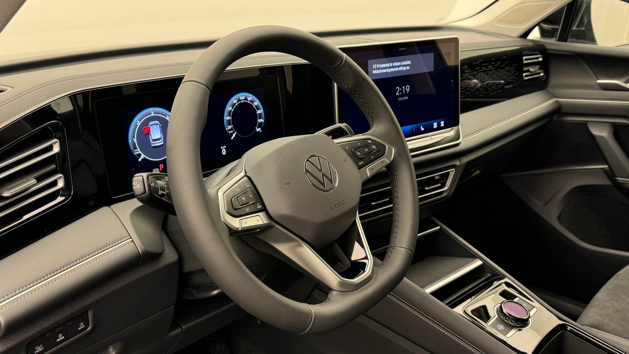 VW<br>Tiguan 2.0 TDI SCR Elegance 4Motion DSG