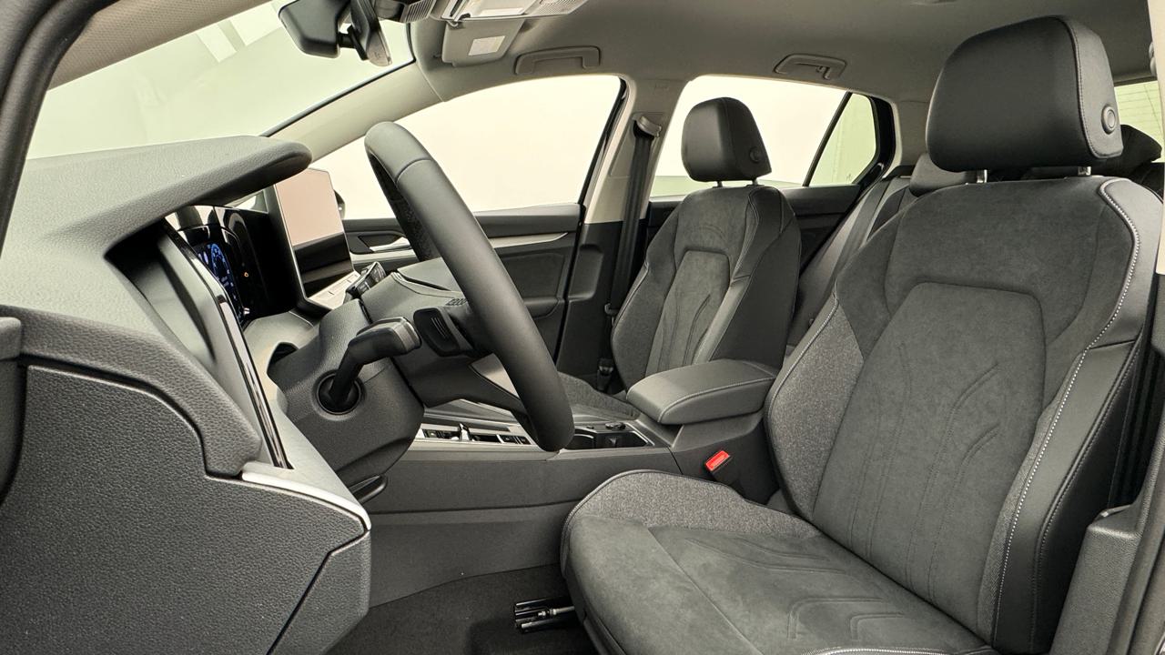 VW<br>Golf VIII 1.5 TSI PHEV Style