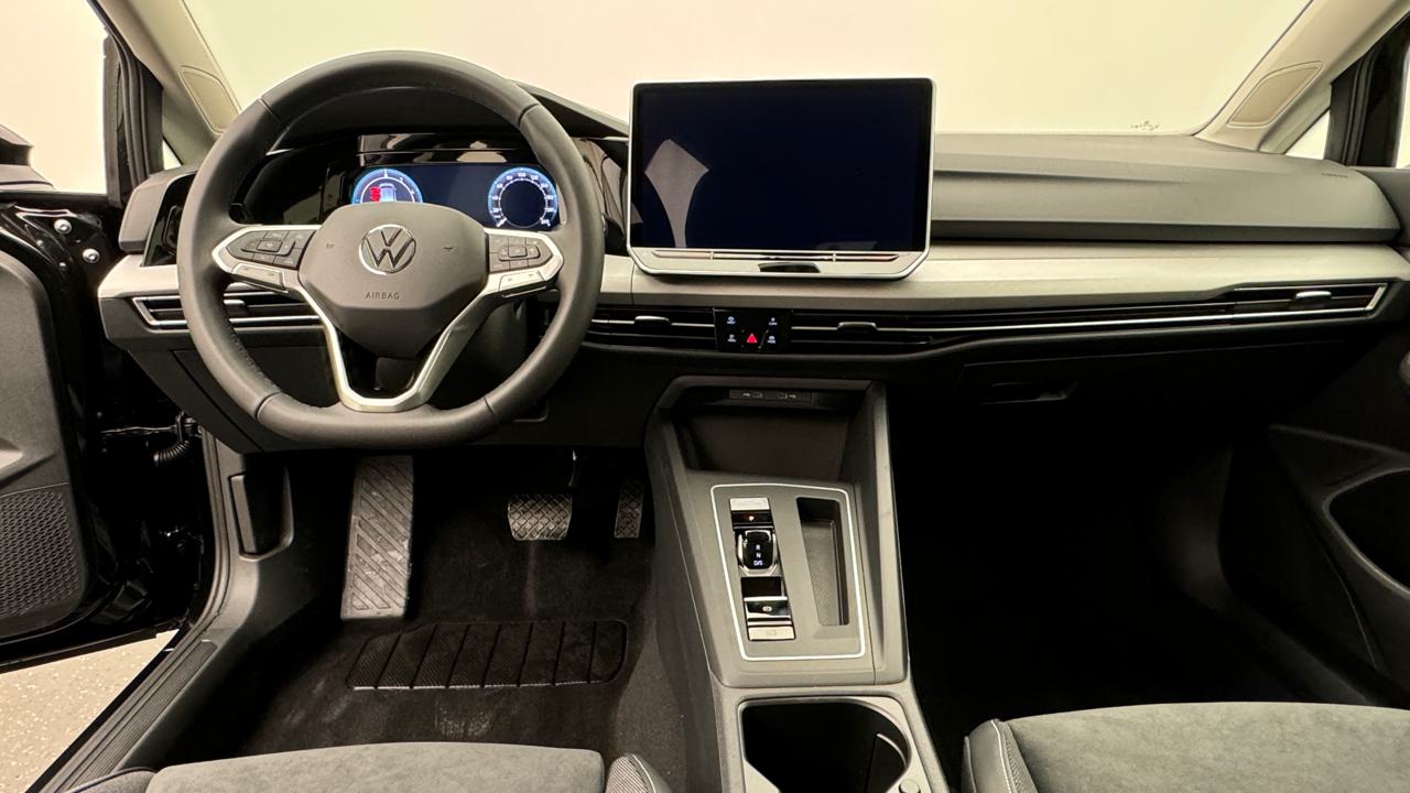 VW<br>Golf VIII 1.5 TSI PHEV Style