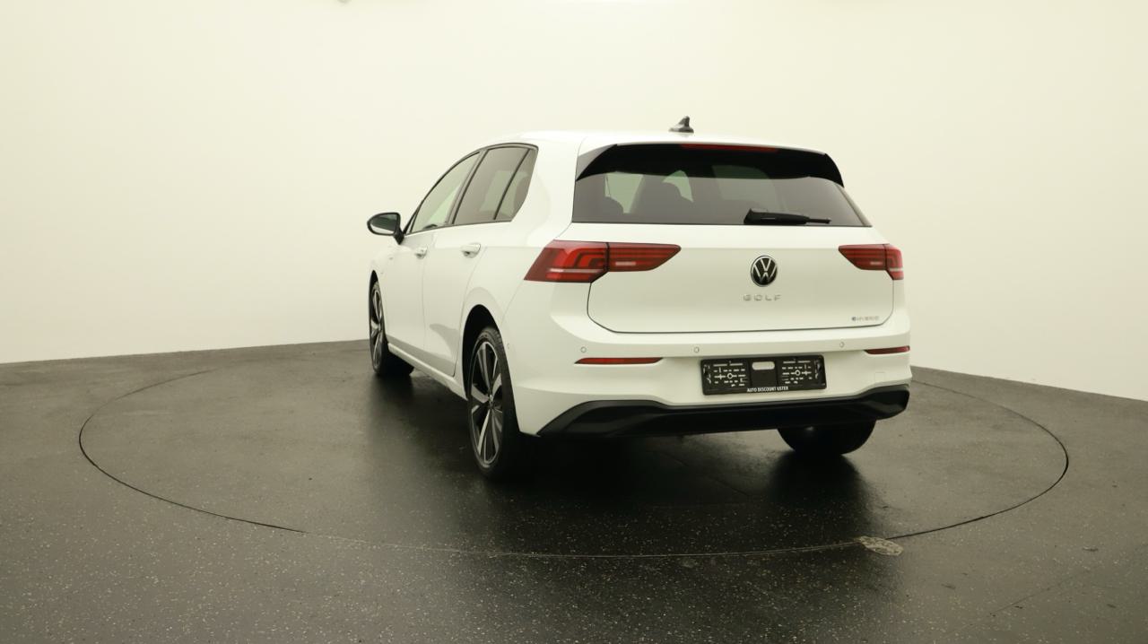 VW<br>Golf VIII 1.5 TSI PHEV Style