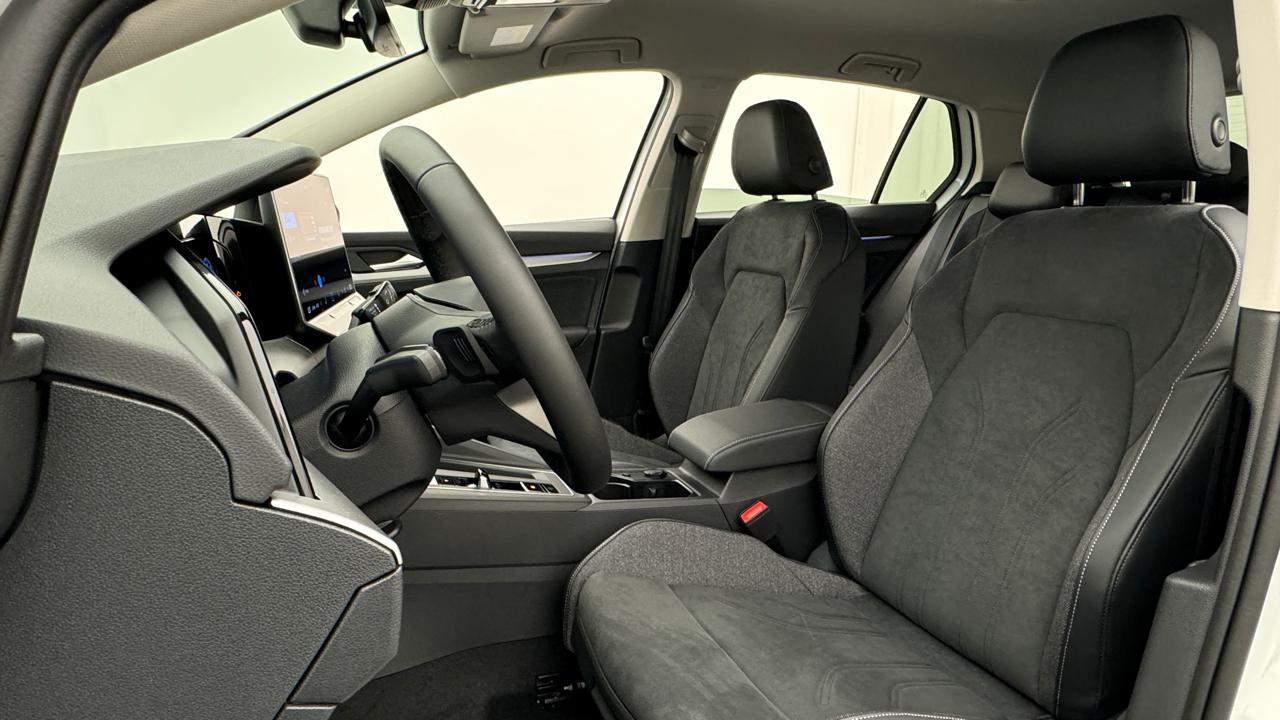 VW<br>Golf VIII 1.5 TSI PHEV Style