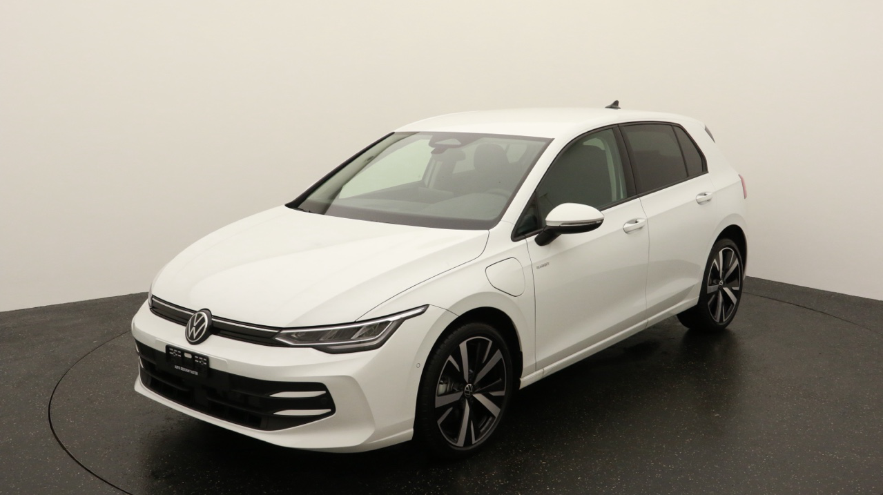 VW<br>Golf VIII 1.5 TSI PHEV Style