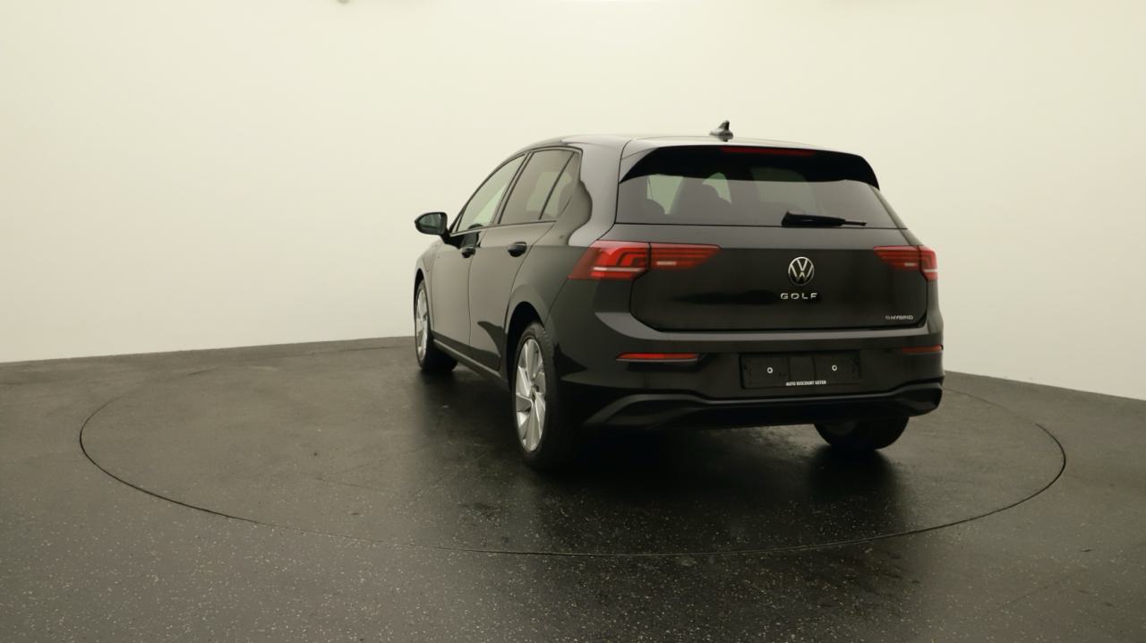VW<br>Golf VIII 1.5 TSI PHEV Style