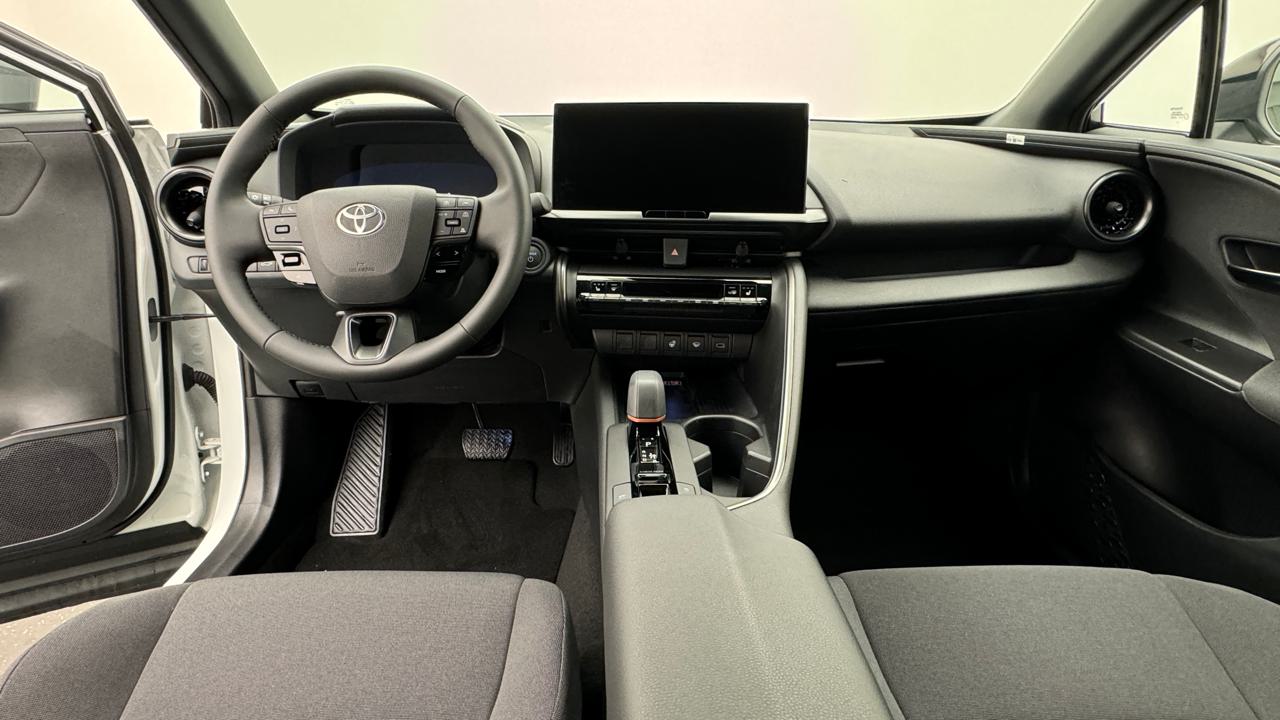 Toyota<br>C-HR 1.8 HSD CVT Sport