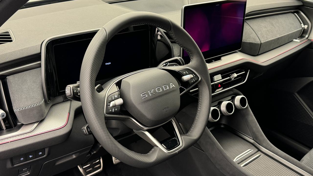 Skoda<br>Kodiaq 1.5 TSI PHEV Sportline