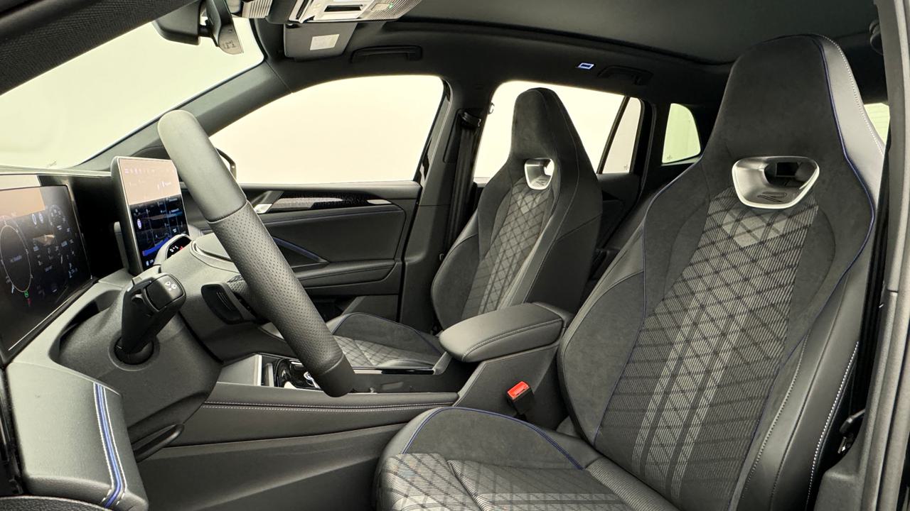 VW<br>Tiguan 2.0 TDI SCR R-Line 4Motion DSG