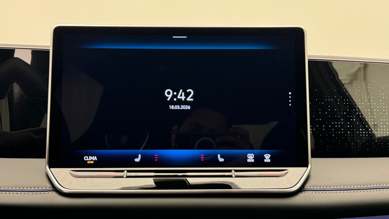 VW<br>Tiguan 2.0 TDI SCR R-Line 4Motion DSG