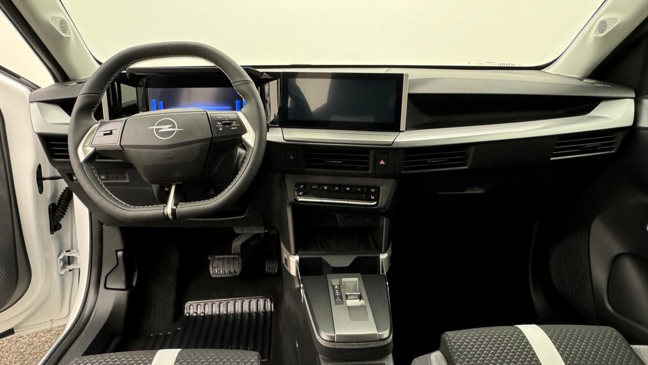 Opel<br>Frontera-e 44 kWh GS