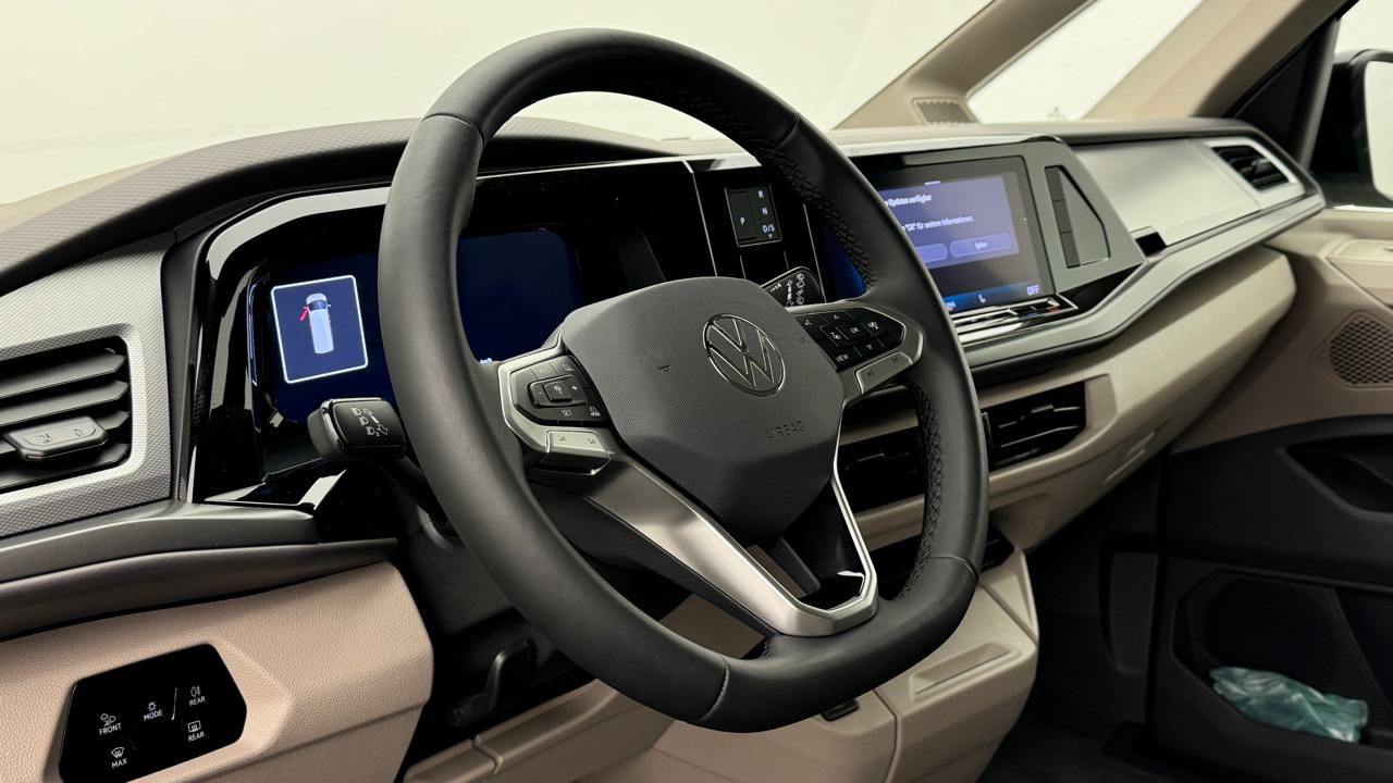 VW<br>Multivan 2.0 TDI Life DSG Lang