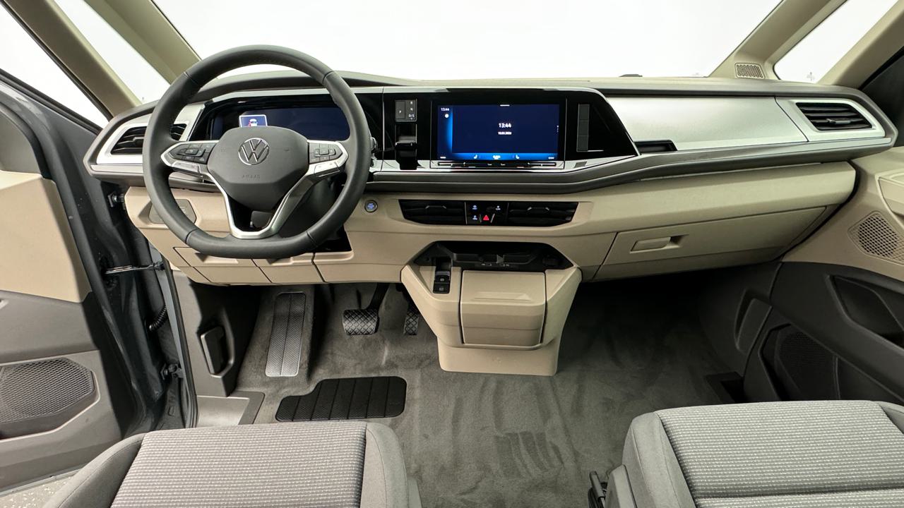 VW<br>Multivan 2.0 TDI Life DSG Lang