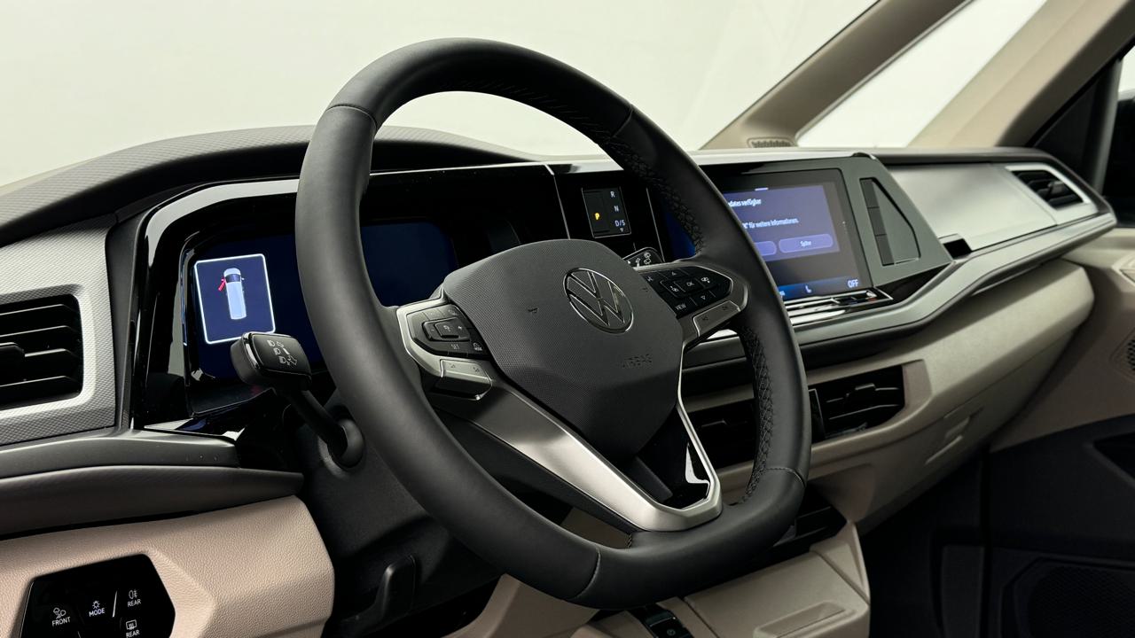 VW<br>Multivan 2.0 TDI Life DSG