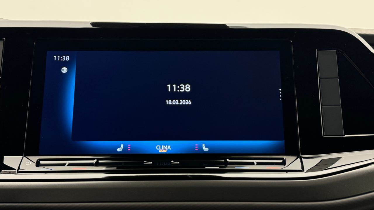 VW<br>Multivan 2.0 TDI Life DSG Lang