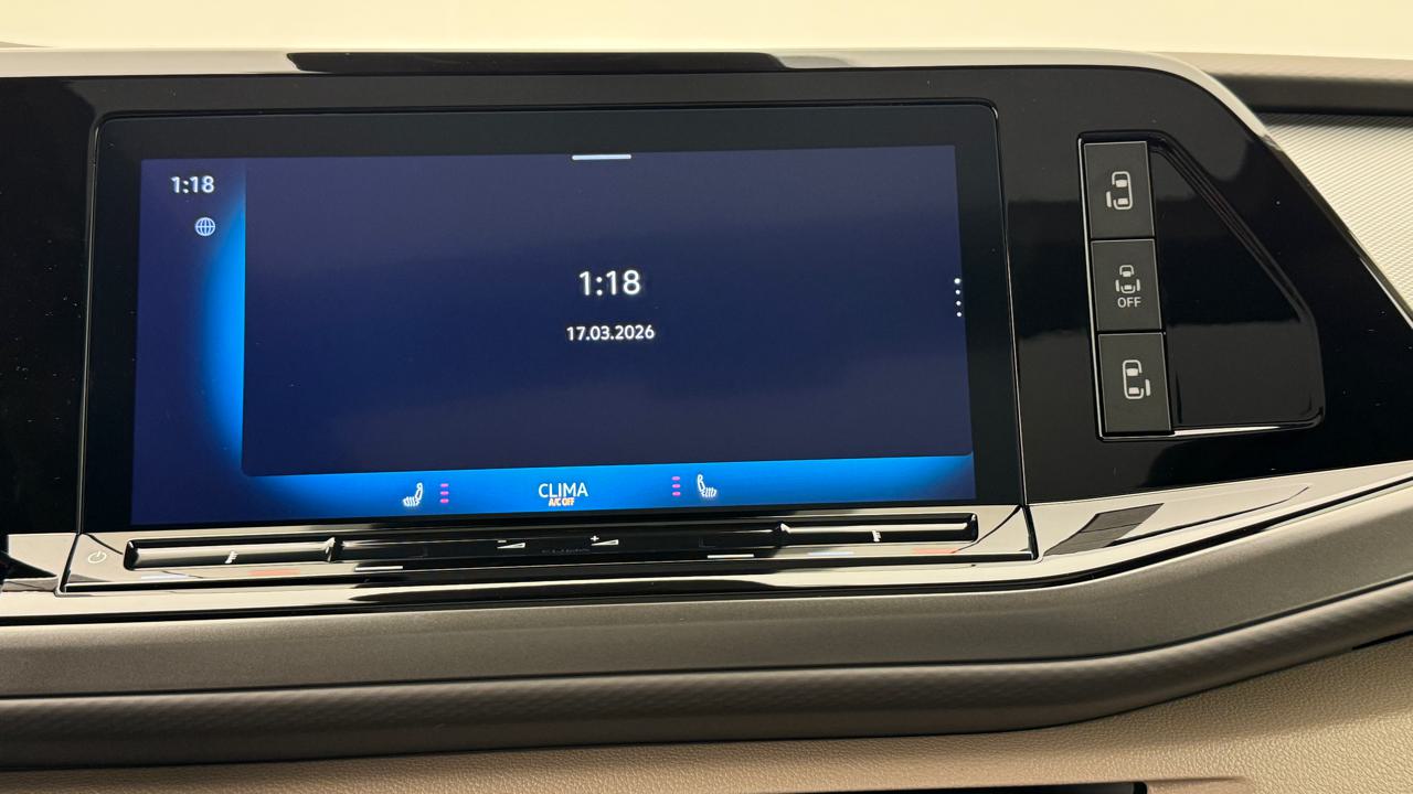 VW<br>Multivan 2.0 TDI Life DSG