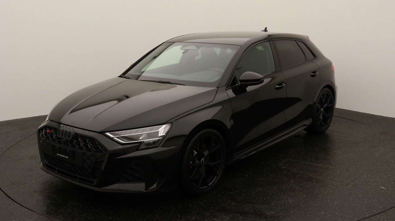 Audi<br>RS3 Sportback 2.5 TSI quattro S-tronic