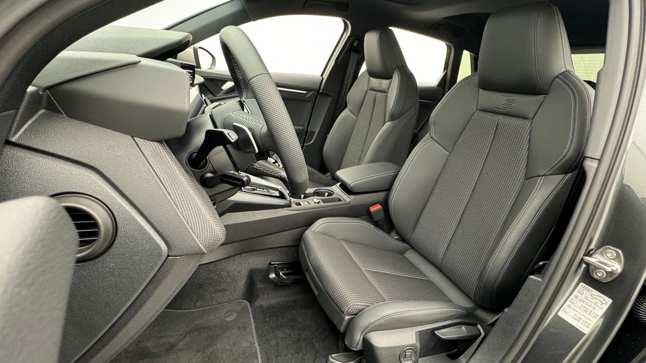 Audi<br>S3 Sportback TFSI quattro S-tronic