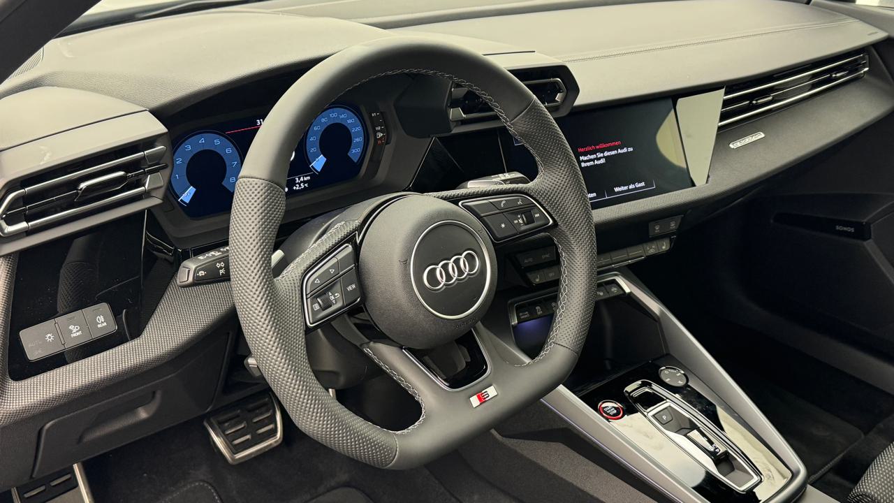 Audi<br>S3 Sportback TFSI quattro S-tronic