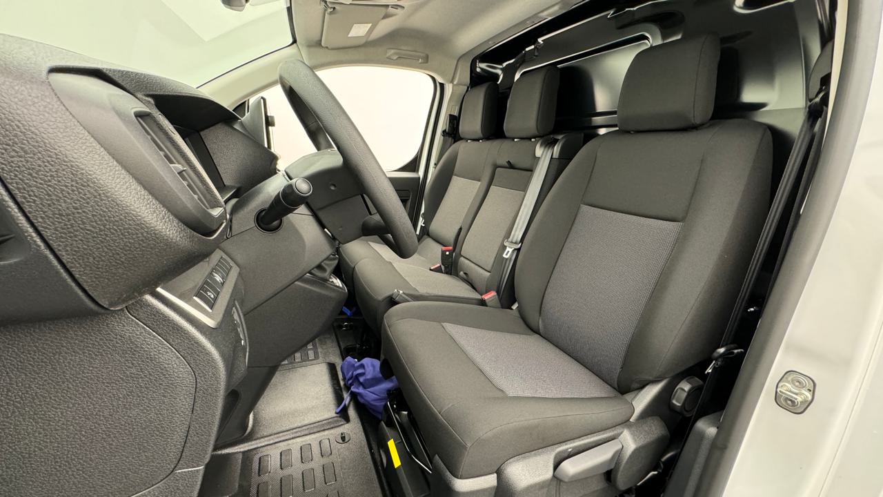 Opel<br>Vivaro Cargo 1.5 D s/s XL