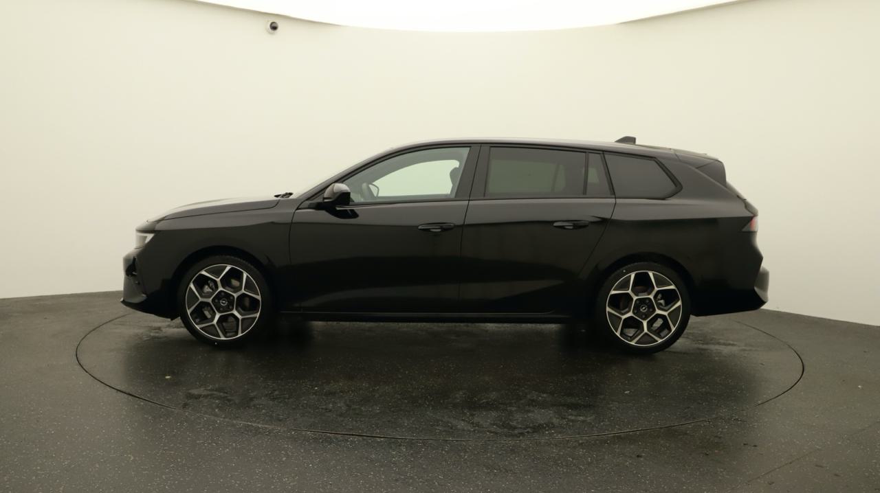 Opel<br>Astra Sports Tourer 1.2i Turbo GS A