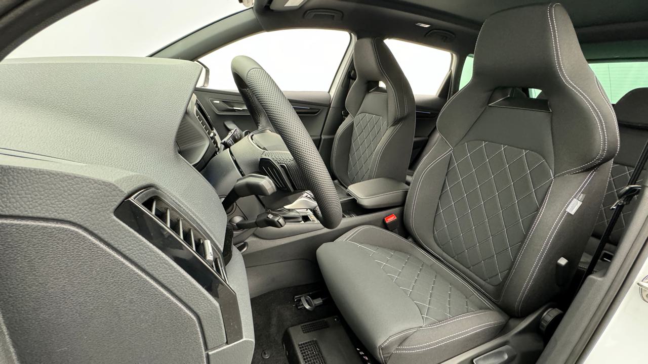 Skoda<br>Karoq 1.5 TSI SportLine DSG