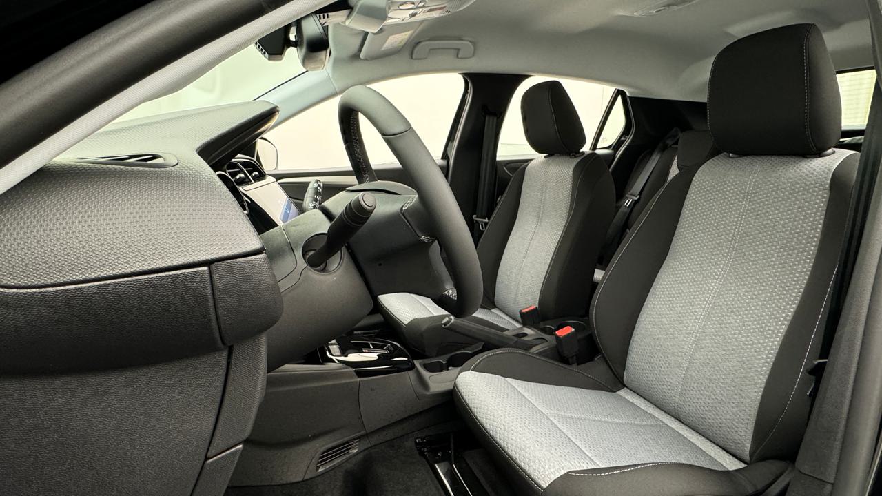 Opel<br>Corsa 1.2 TP Edition A