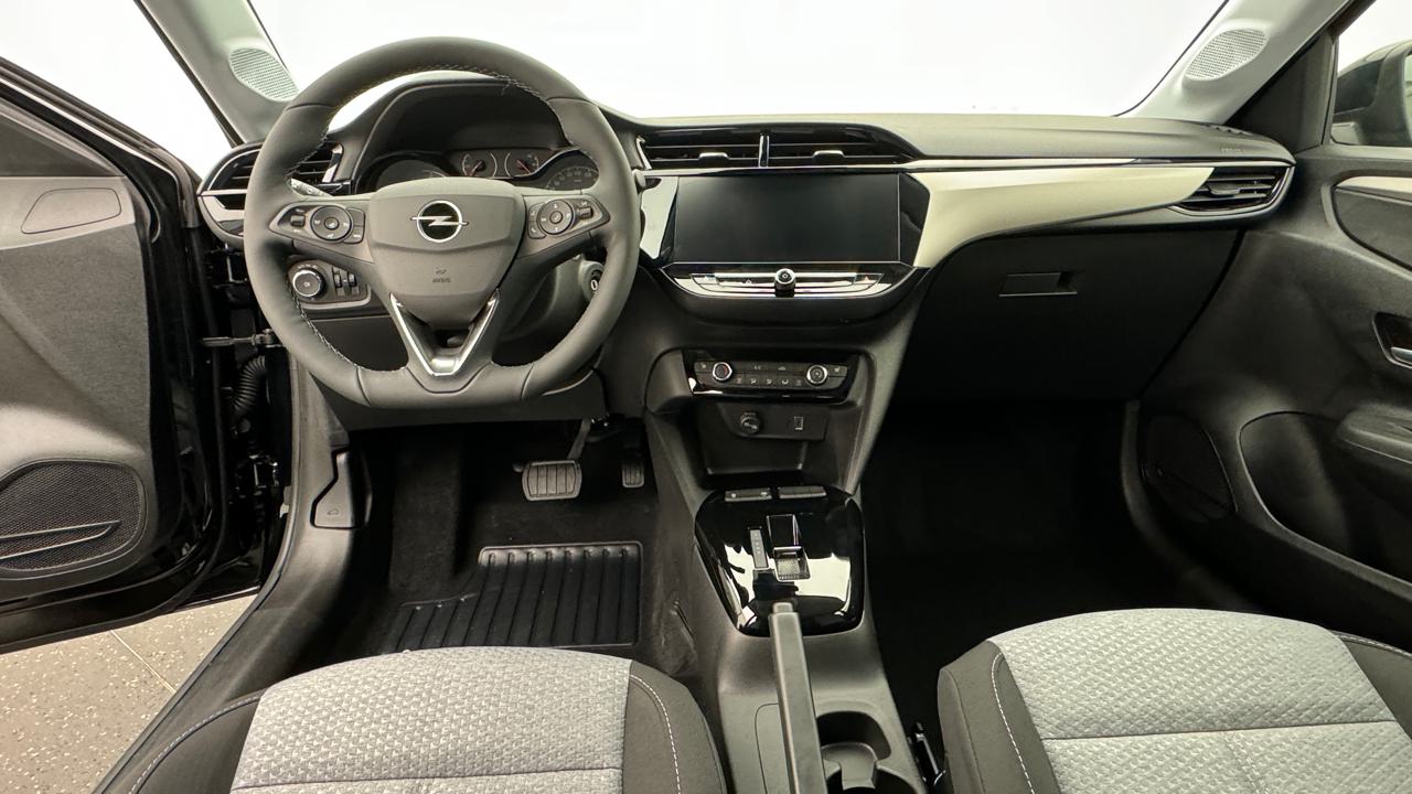 Opel<br>Corsa 1.2 TP Edition A