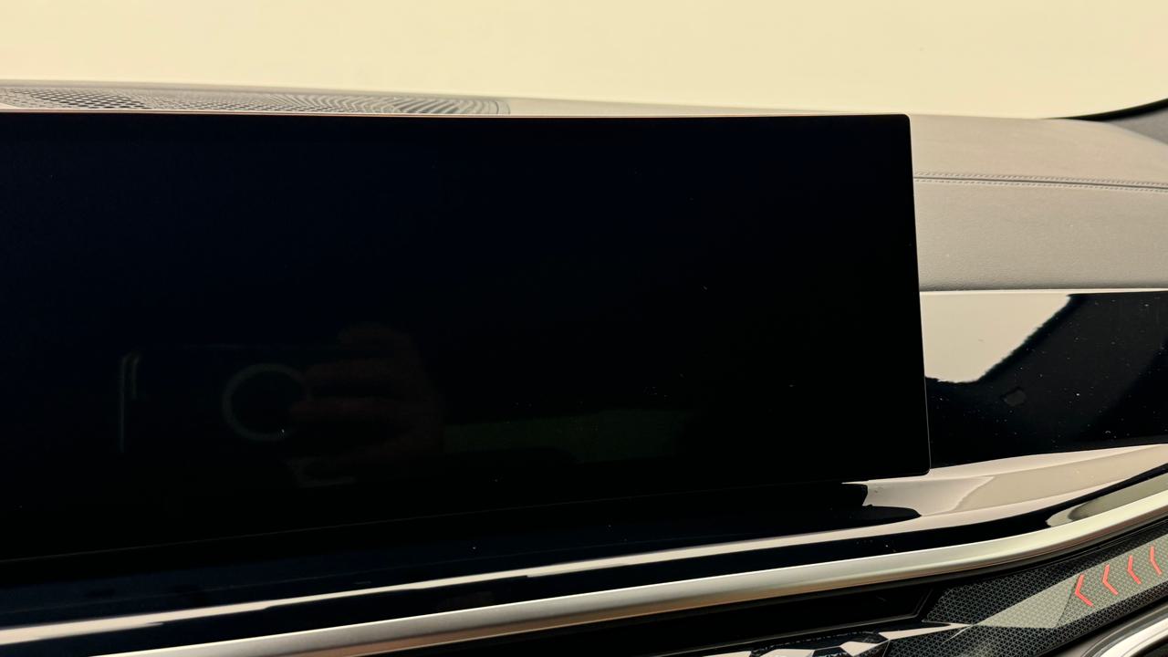 BMW<br>X6 xDrive 48V 40d M Sport Steptronic