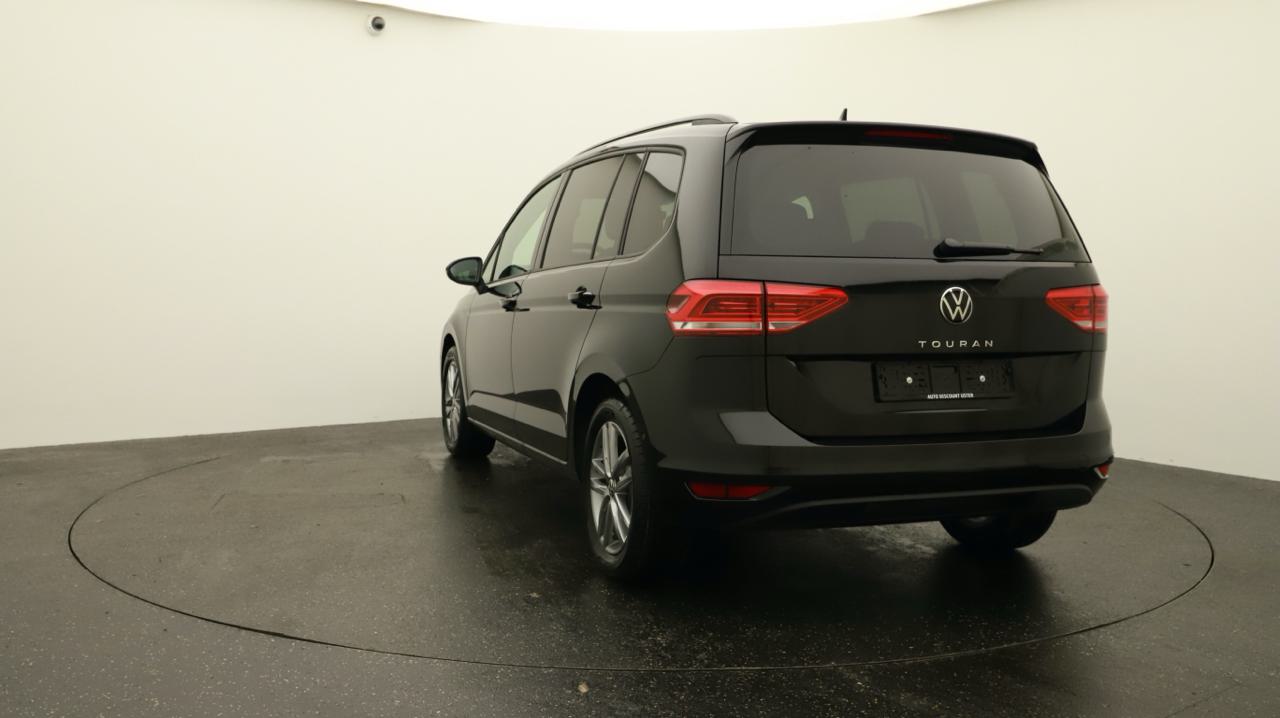 VW<br>Touran 1.5 TSI EVO Limited DSG