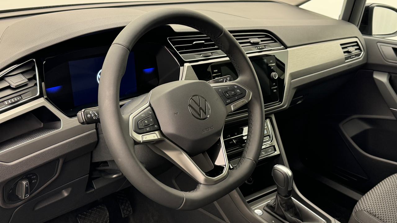 VW<br>Touran 1.5 TSI EVO Limited DSG