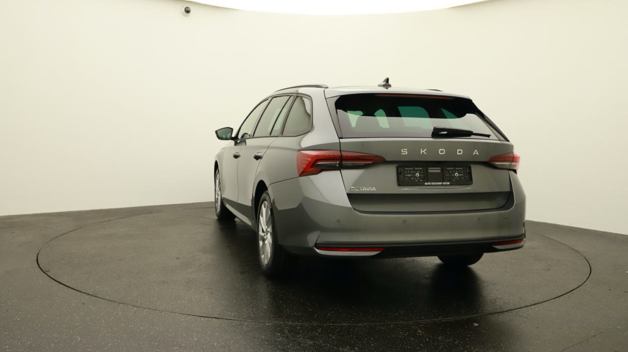 Skoda<br>Octavia Combi 2.0 TDI DSG Selection