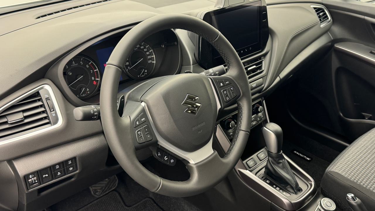 Suzuki<br>S-Cross 1.4 16V Compact Top MHD 4WD A