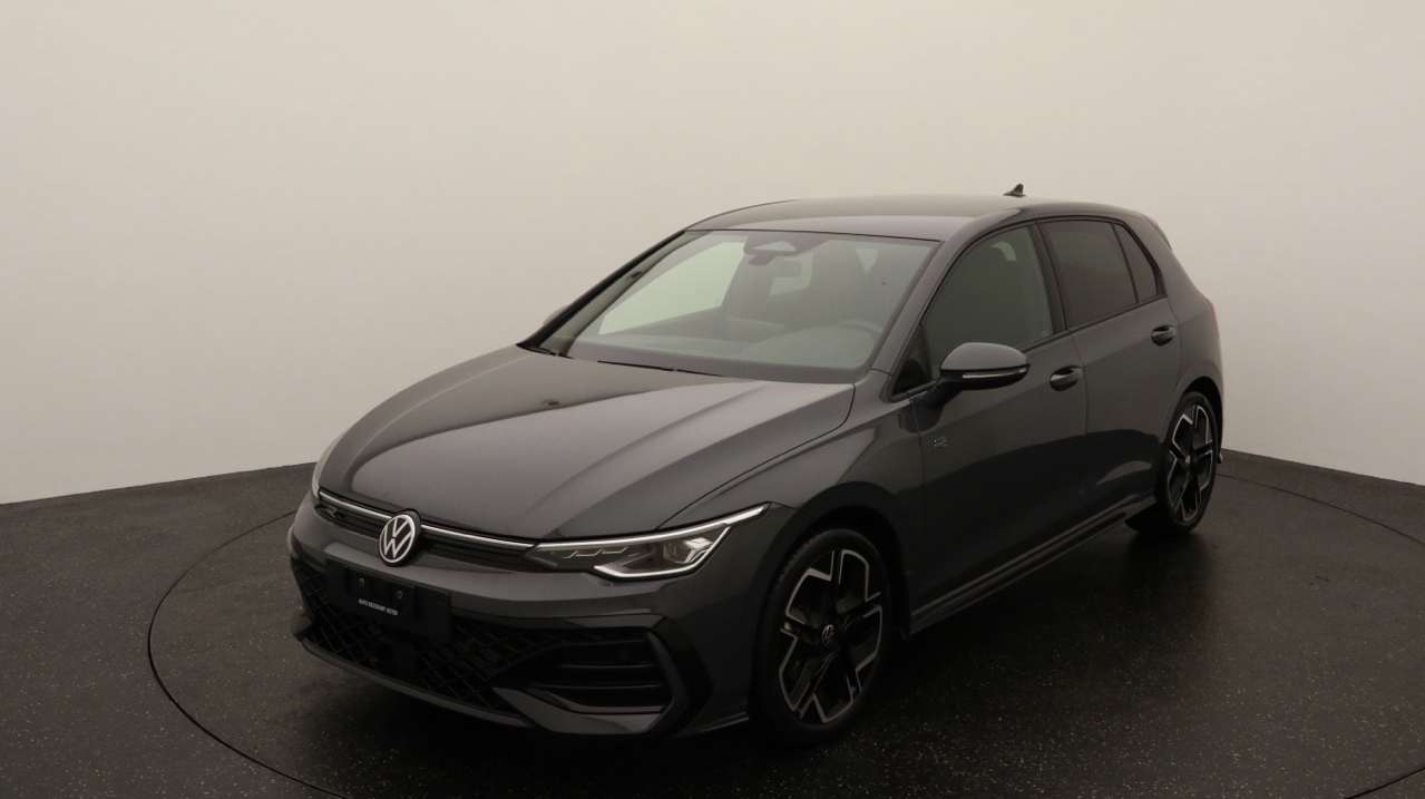 VW<br>Golf VIII 1.5 e TSI mHEV R-Line DSG