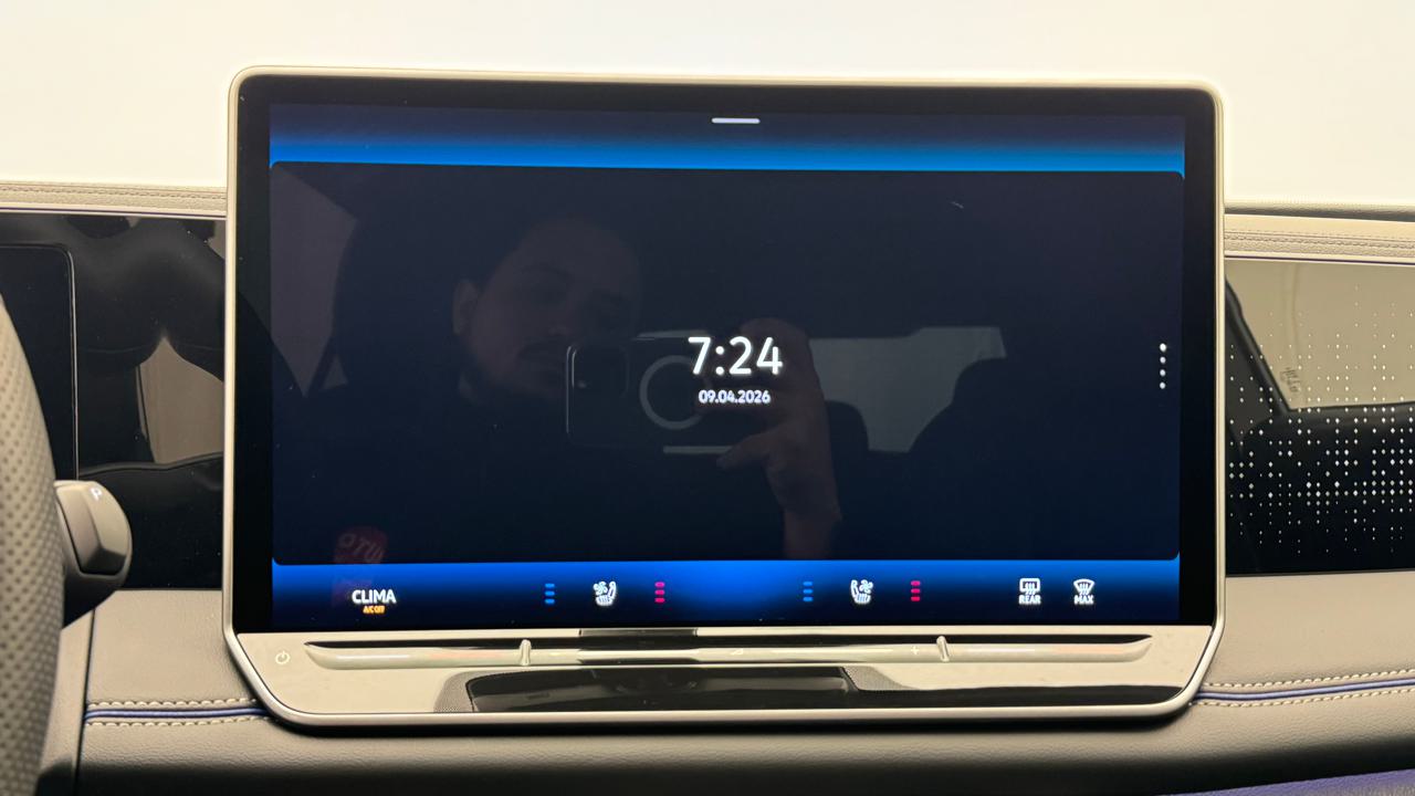 VW<br>Tiguan 2.0 TDI SCR R-Line 4Motion DSG