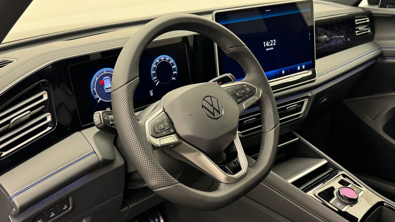 VW<br>Tiguan 2.0 TDI SCR R-Line 4Motion DSG