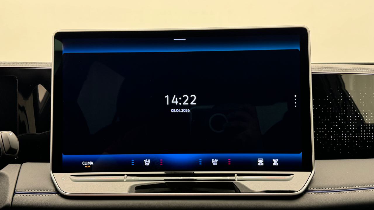 VW<br>Tiguan 2.0 TDI SCR R-Line 4Motion DSG