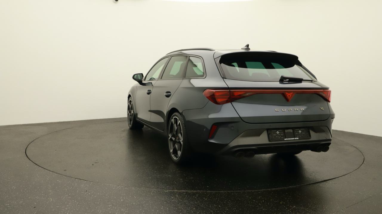 Cupra<br>LEON ST 2.0 TSI VZ DSG 4Drive