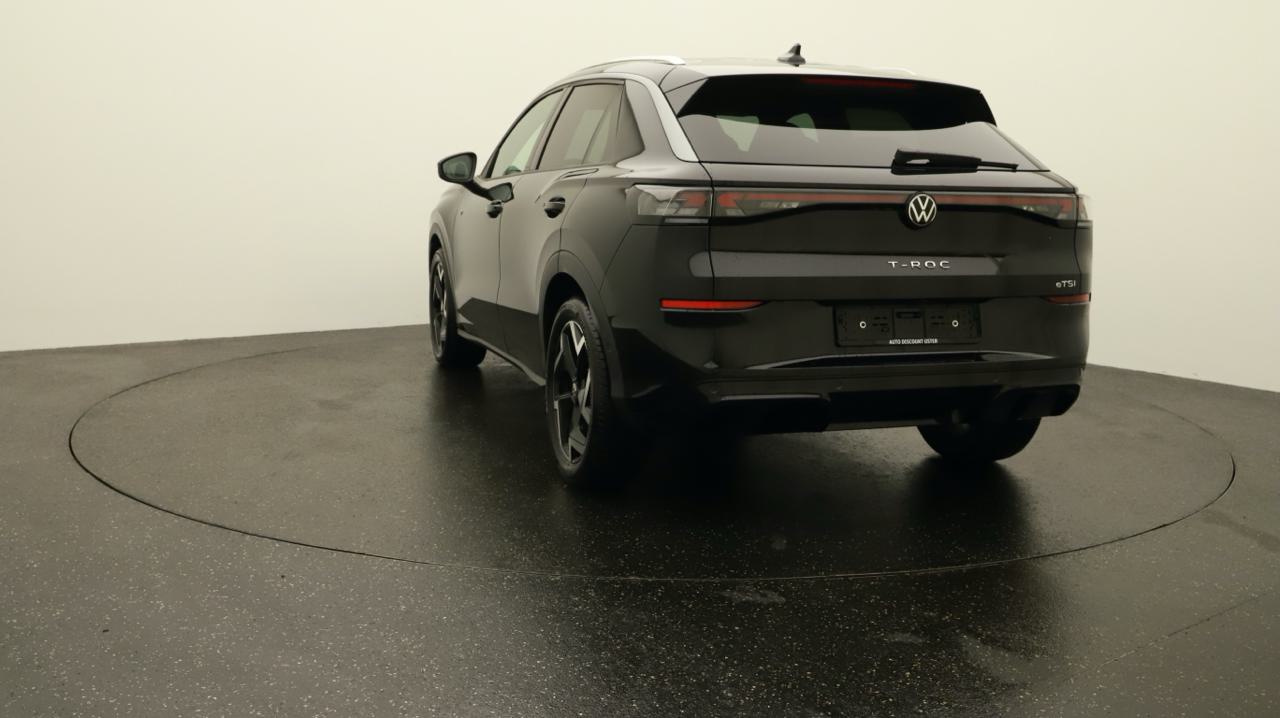 VW<br>T-Roc 1.5 eTSI mHEV R-Line DSG