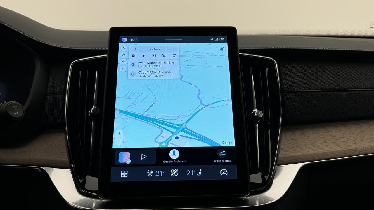 Volvo<br>XC90 T8 eAWD PluginHybrid Plus Dark Geartronic