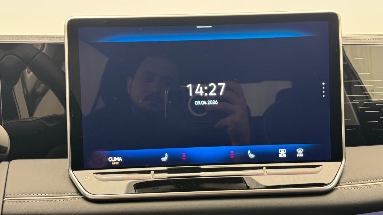 VW<br>Tiguan 2.0 TDI SCR Elegance 4Motion DSG