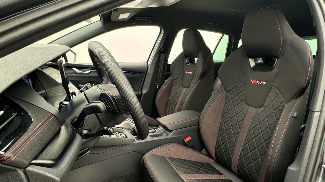 Skoda<br>Octavia Combi 2.0 TSI DSG RS