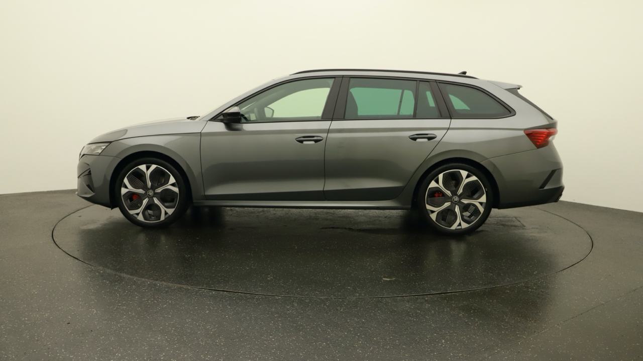 Skoda<br>Octavia Combi 2.0 TSI DSG RS