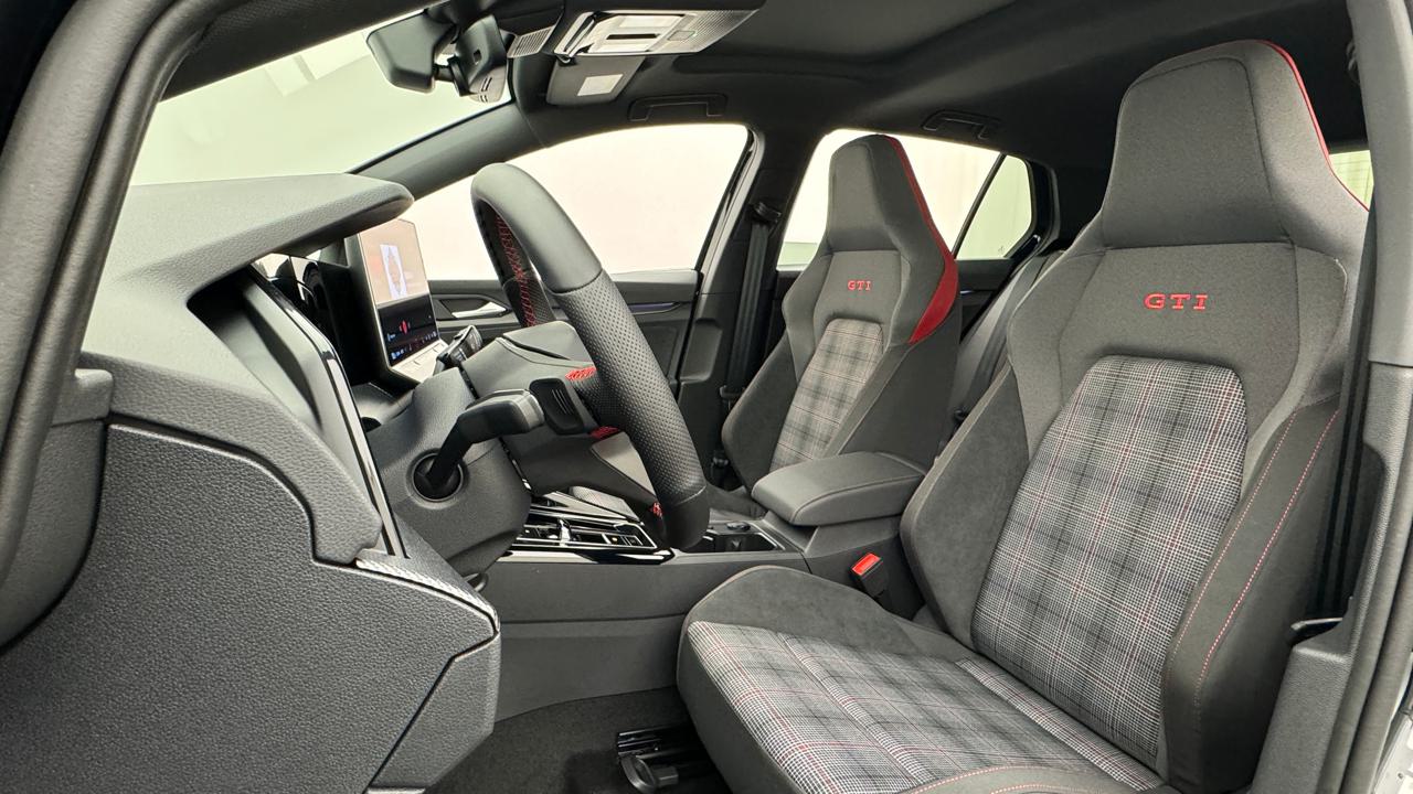 VW<br>Golf VIII 2.0 TSI GTI DSG