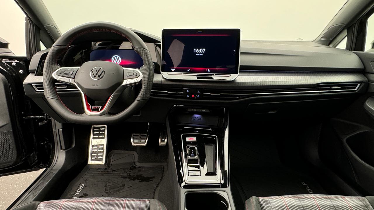 VW<br>Golf VIII 2.0 TSI GTI DSG