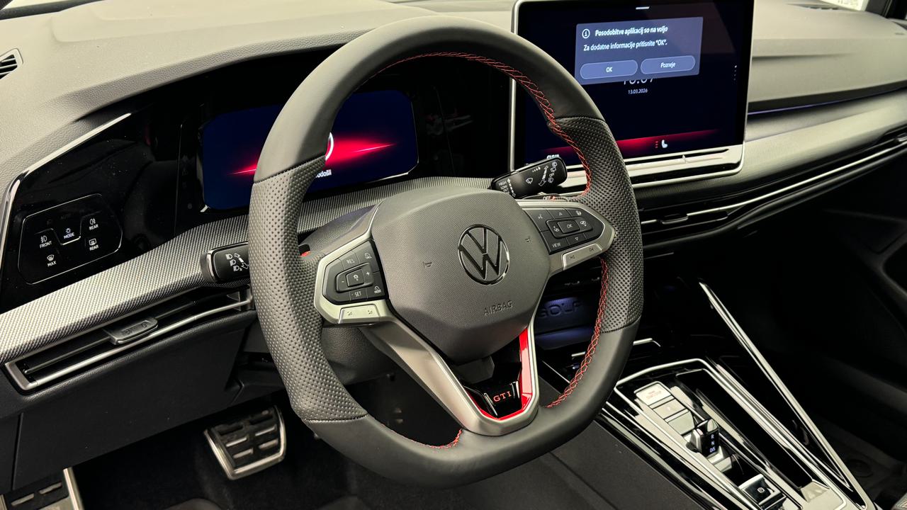 VW<br>Golf VIII 2.0 TSI GTI DSG