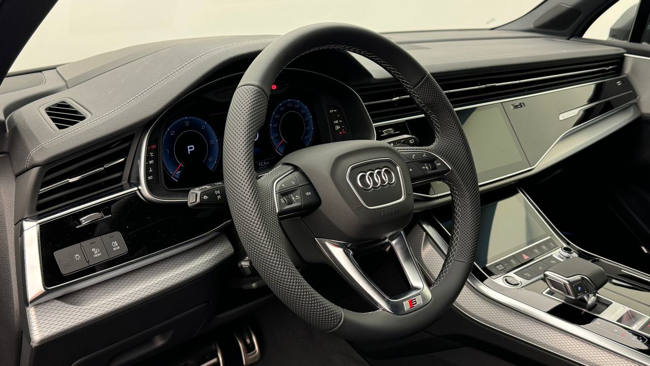 Audi<br>Q7 SUV TDI quattro 210 kW S Line tiptronic
